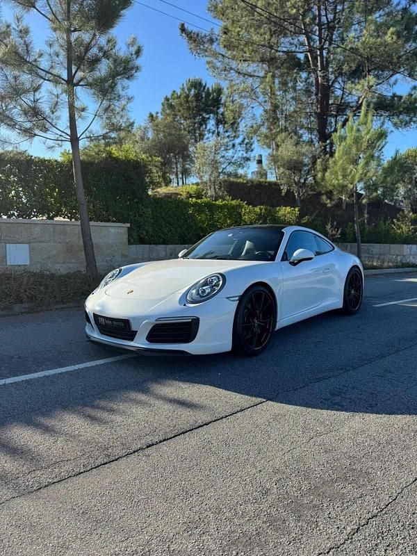 Branco Usado 2017 Porsche 911 | € 108.900 - Imagem 1/4