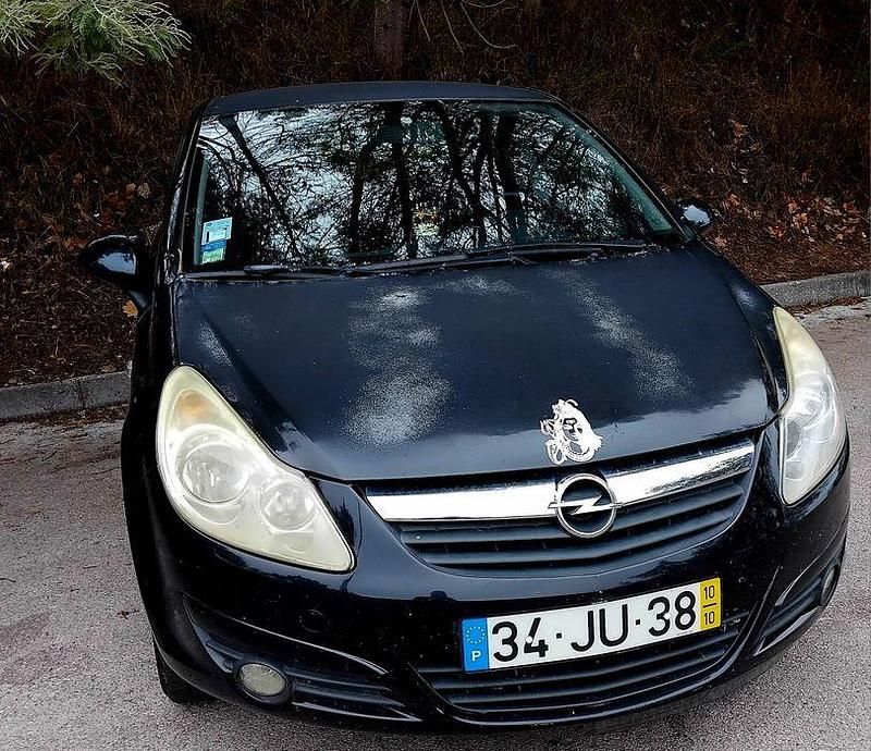 Usado 2010 Opel Corsa Sedan | € 4.950 - Imagem 1/3