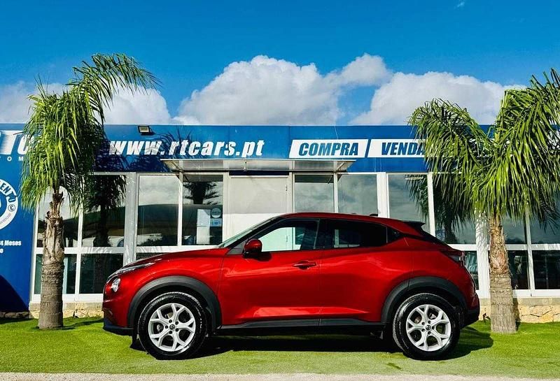 Usado Nissan Juke N-Connecta 114 HP (83 kW) 2021 Vermelho SUV