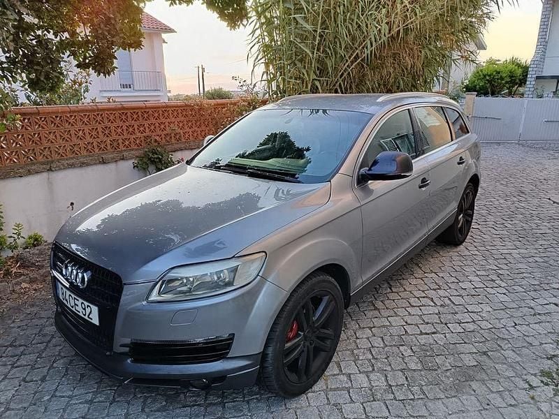 Usado 2006 Audi Q7 SUV | € 15.900 - Imagem 1/4