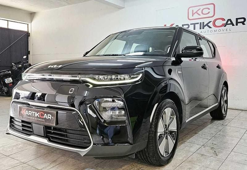 Preto Usado 2021 Kia Soul EV SUV | € 18.999 (Preço justo) - Imagem 1/3