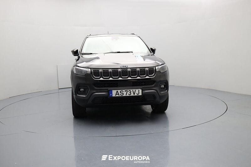 Preto Usado 2022 Jeep Compass Trailhawk SUV | € 27.490 (Preço justo) - Imagem 1/4