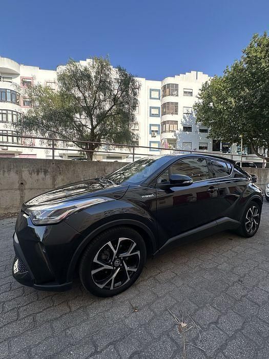 Usado 2020 Toyota C-HR Luxury SUV | € 22.000 - Imagem 1/4