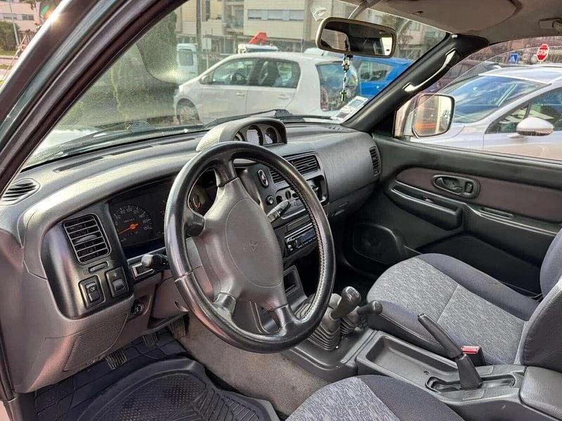 Usado Mitsubishi L200 100 HP (73 kW) 1999 Verde Pickup