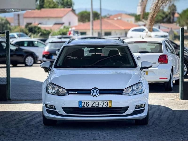 Usado VW Golf VII Highline 110 HP (80 kW) 2015 Branco Carrinha