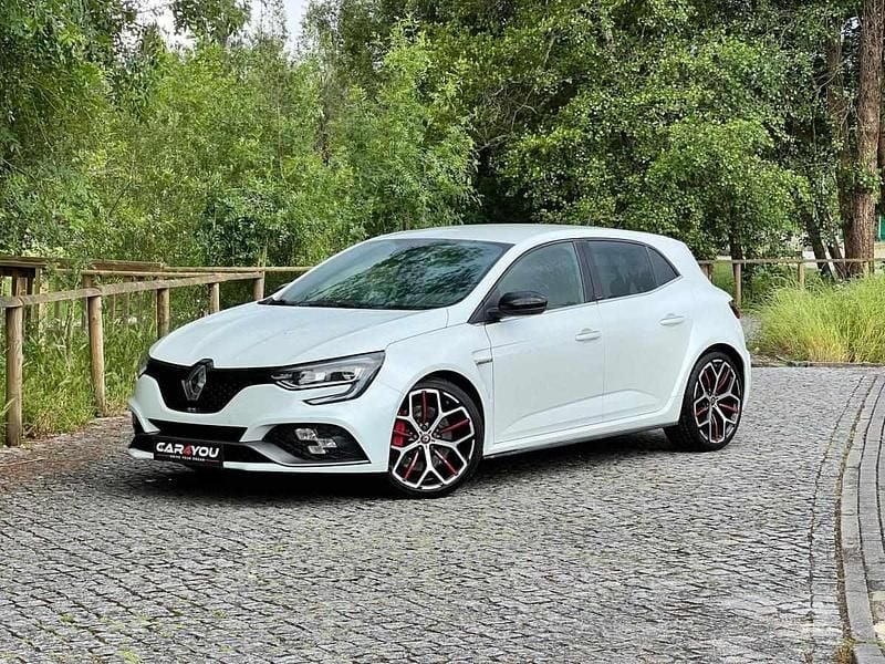 Branco Usado 2019 Renault Mégane IV Trophy Sedan | € 33.990 (Super Preço) - Imagem 1/4