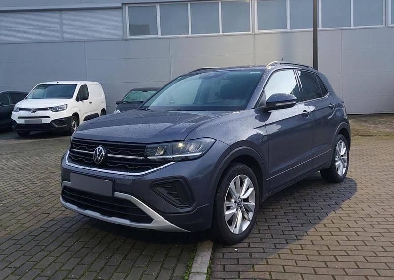 Usado VW T-Cross 116 HP (85 kW) 2024 Cinza SUV