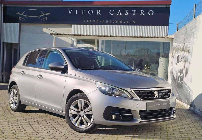 Cinza Usado 2017 Peugeot 308 Active | € 11.990 (Preço justo) - Imagem 1/4