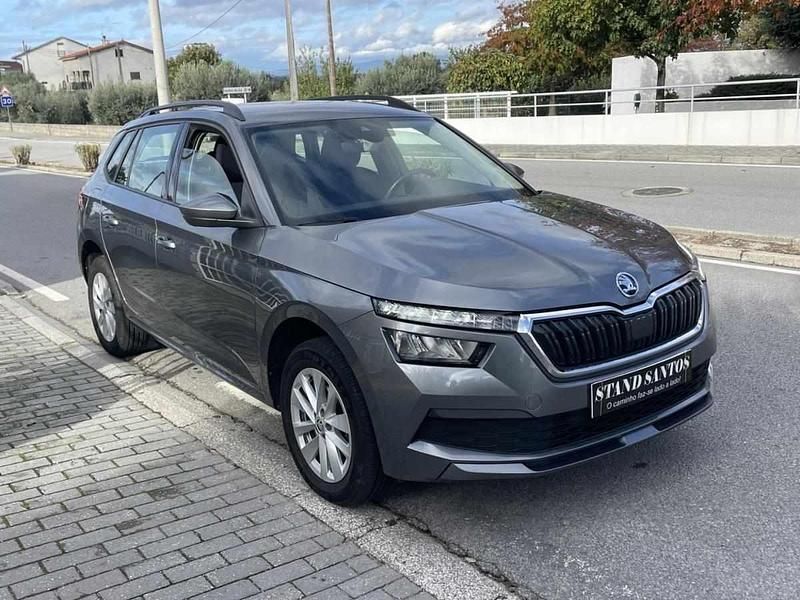 Cinzento Usado 2023 Skoda Kamiq SUV | € 17.990 (Preço justo) - Imagem 1/4