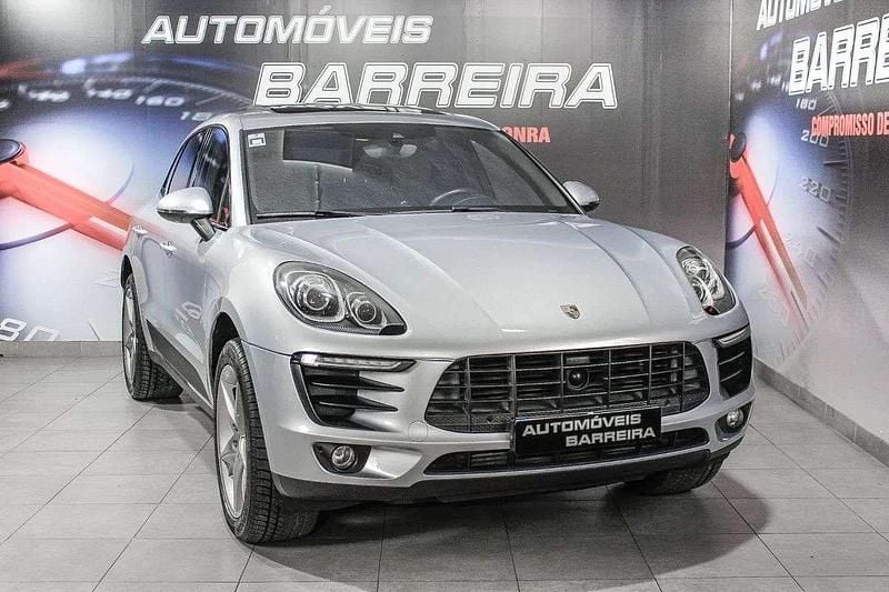 Cinzento Usado 2014 Porsche Macan SUV | € 43.900 (Caro) - Imagem 1/4