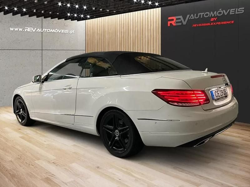Usado Mercedes E220 Avantgarde 170 HP (125 kW) 2014 Branco Cabrios