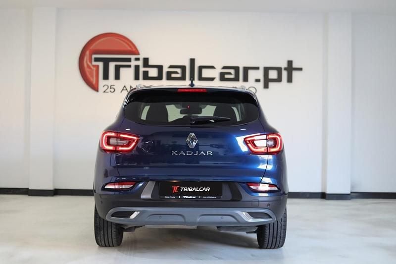 Usado Renault Kadjar Intens 140 HP (102 kW) 2019 Azul SUV