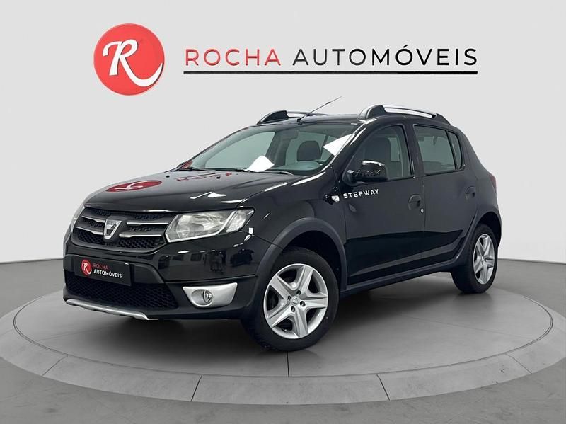 Preto Usado 2016 Dacia Sandero Stepway Citadino | € 9.249 (Bom preço) - Imagem 1/4