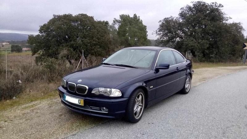 Azul Usado 2001 BMW 330 Coupé | € 18.500 - Imagem 1/4