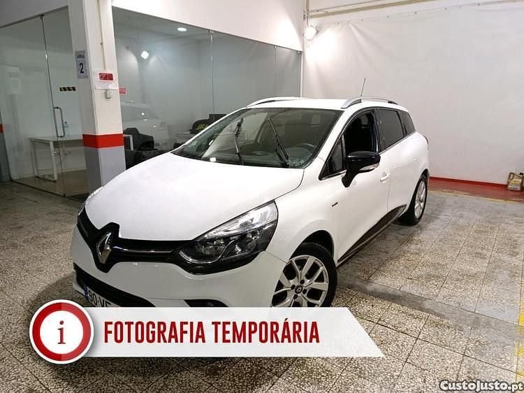 Usado Renault Clio GrandTour LIMITED 90 HP (66 kW) 2018 Branco Carrinha