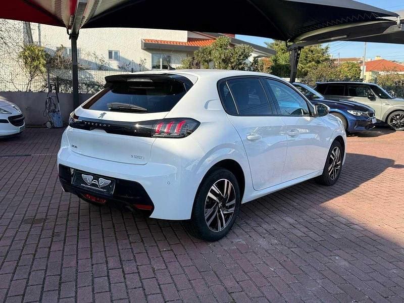 Usado Peugeot 208 102 HP (75 kW) 2022 Branco Citadino