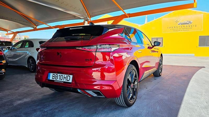 Usado DS Automobiles DS4 Performance 225 HP (165 kW) 2023 Vermelho (metalizado) Citadino