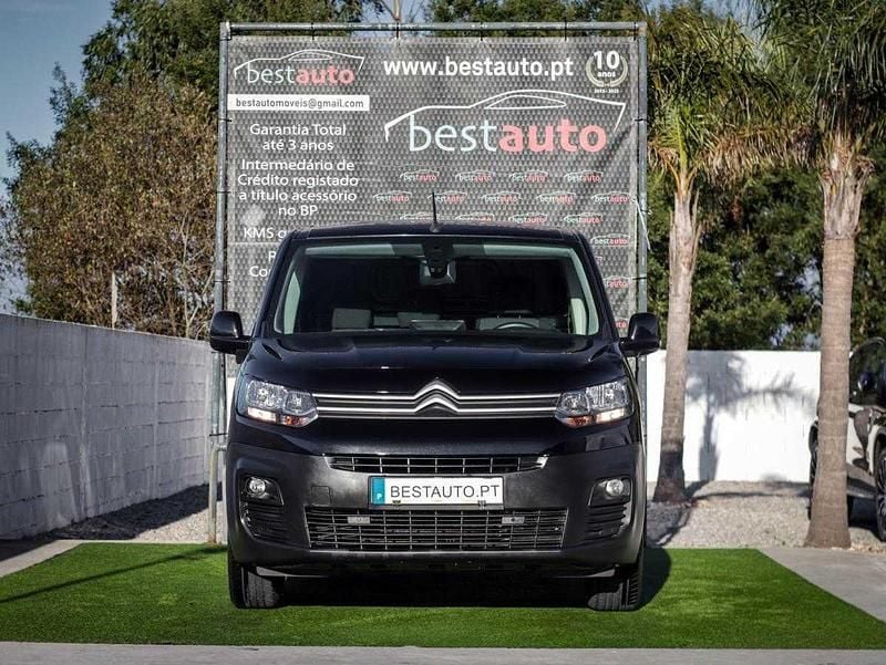 Preto Usado 2023 Citroën Berlingo Shine Monovolume | € 17.750 (Preço justo) - Imagem 1/4