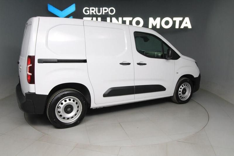 Usado Opel Combo 102 HP (75 kW) 2024 Branco Monovolume