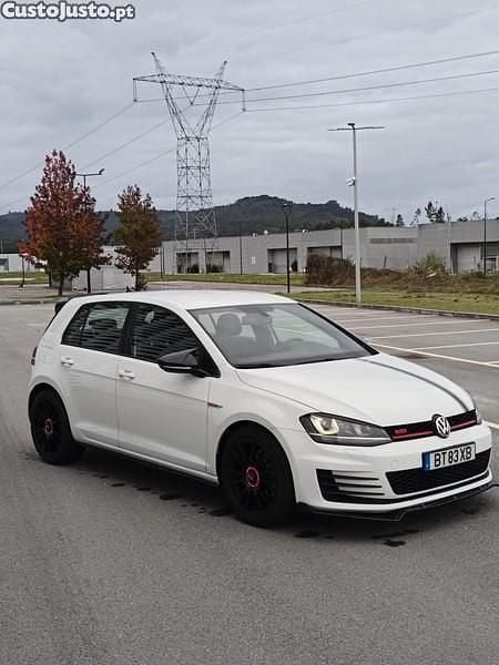 Branco Usado 2015 VW Golf VII GTD Citadino | € 15.500 (Super Preço) - Imagem 1/1