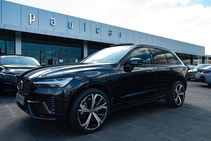 Castanho Usado 2022 Volvo XC60 Inscription SUV | € 48.300 - Imagem 1/3