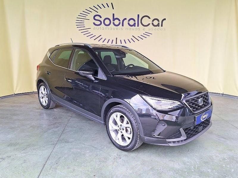 Usado Seat Arona FR 115 HP (84 kW) 2023 Preto SUV