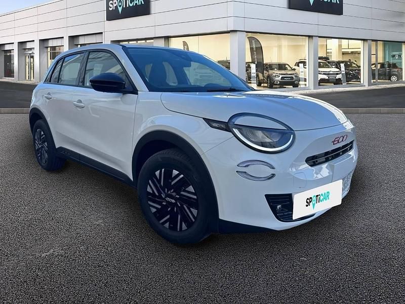 Novo Fiat 600 Red 114 kW (156 HP) 2025 Branco SUV