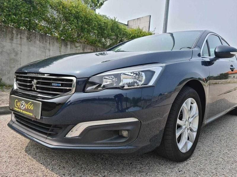 Usado Peugeot 508 150 HP (110 kW) 2015 Cinzento