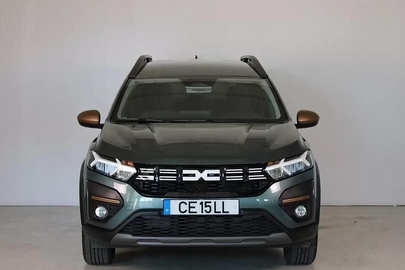 Usado Dacia Jogger Extreme 101 HP (74 kW) 2025 Outro Monovolume