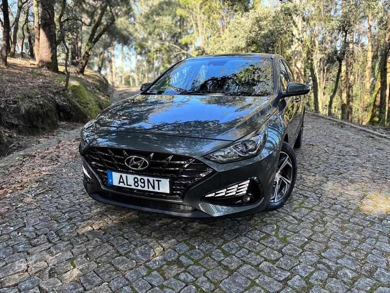 Usado Hyundai i30 116 HP (85 kW) 2021 Cinzento