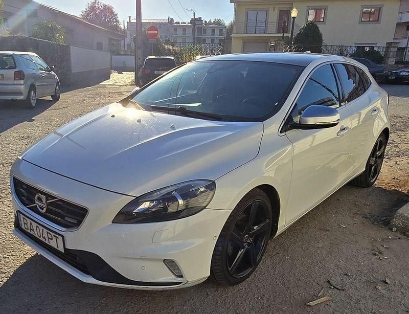 Usado 2013 Volvo V40 Carrinha | € 8.000 (Super Preço) - Imagem 1/4