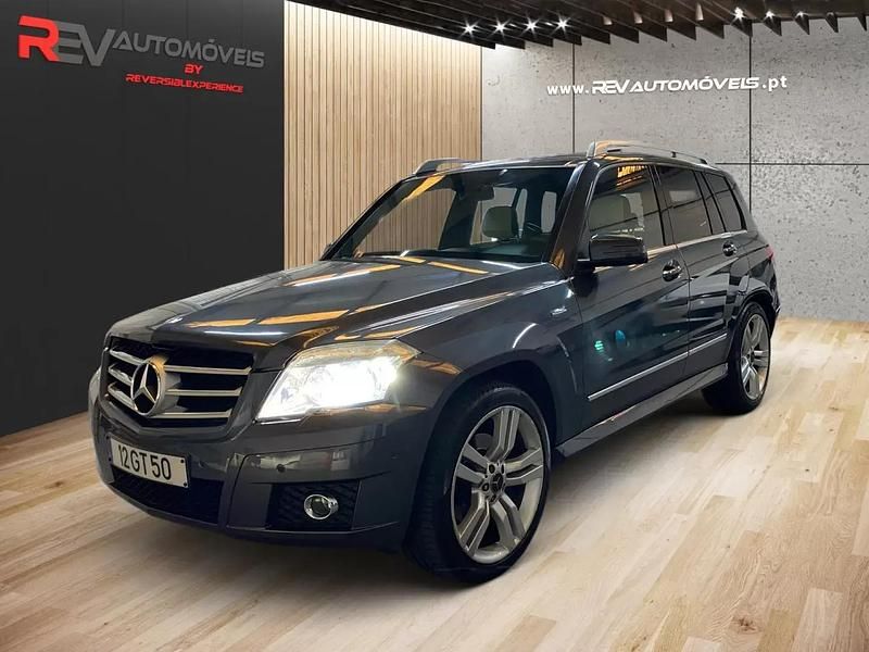 Cinzento Usado 2008 Mercedes GLK320 SUV | € 14.950 - Imagem 1/4
