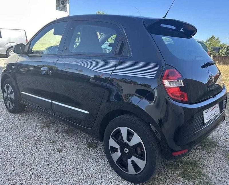 Usado Renault Twingo Night&Day 70 HP (51 kW) 2017 Preto Citadino