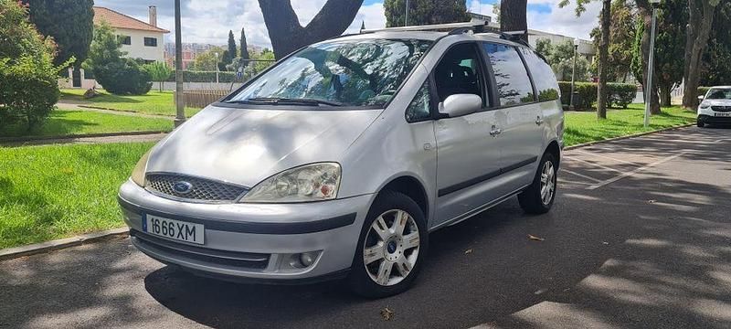 Usado 2004 Ford Galaxy Ghia Monovolume | € 3.190 - Imagem 1/4