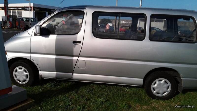 Toyota 9 мест