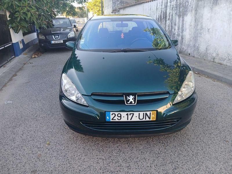 Usado 2003 Peugeot 307 Sedan | € 2.450 (Preço justo) - Imagem 1/4