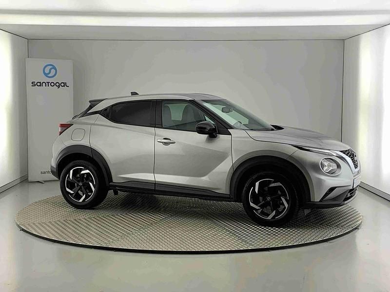 Cinzento Usado 2024 Nissan Juke N-Connecta SUV | € 23.990 (Caro) - Imagem 1/4