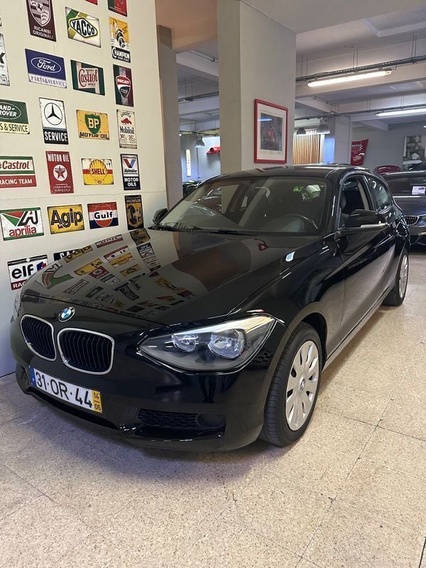 Preto Usado 2014 BMW 116 Citadino | € 12.900 (Bom preço) - Imagem 1/4