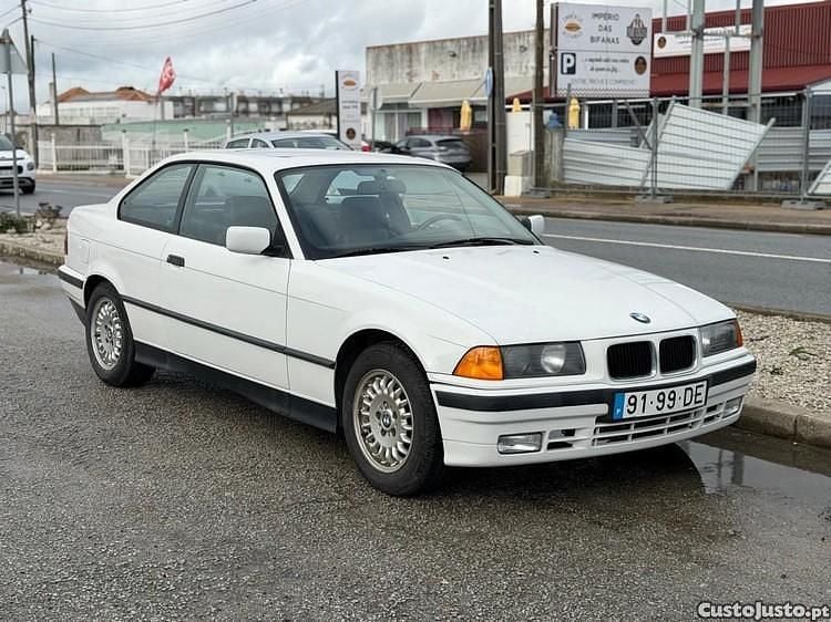 Branco Usado 1994 BMW 318 Coupé | € 5.500 - Imagem 1/1