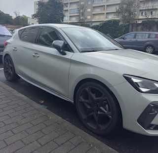 Usado Cupra Leon 150 HP (110 kW) 2025 Outra