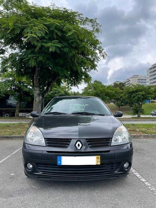 Usado 2005 Renault Clio II Sedan | € 1.500 (Super Preço) - Imagem 1/4