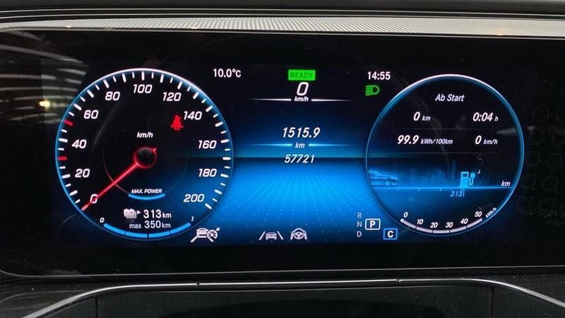 Usado Mercedes EQC400 300 kW (408 HP) 2022 Preto SUV