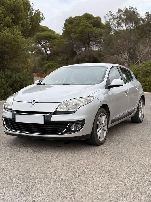 Usado 2013 Renault Mégane III Sedan | € 5.950 (Preço justo) - Imagem 1/4