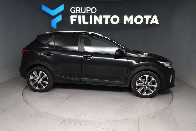 Preto Usado 2025 Kia Stonic SUV | € 19.890 (Preço justo) - Imagem 1/4
