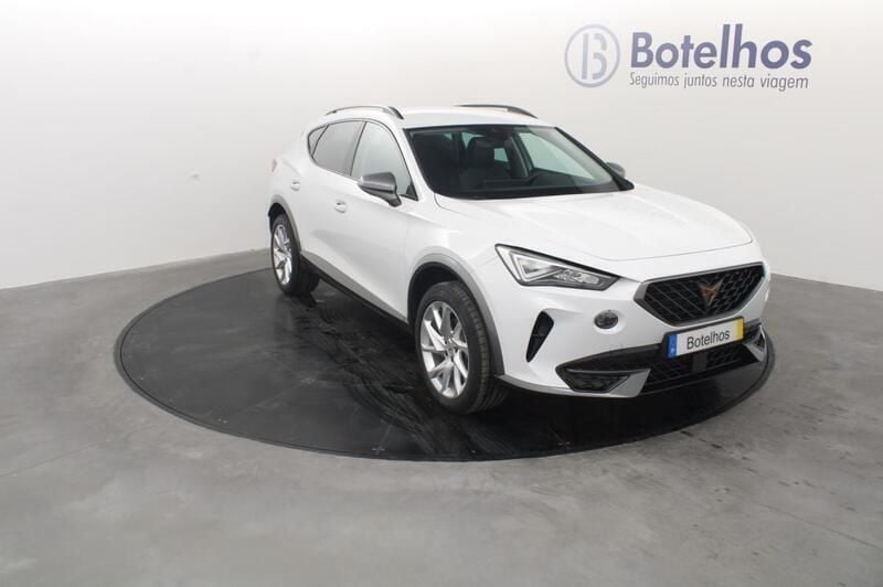 Branco Usado 2023 Cupra Formentor SUV | € 30.900 (Preço justo) - Imagem 1/4