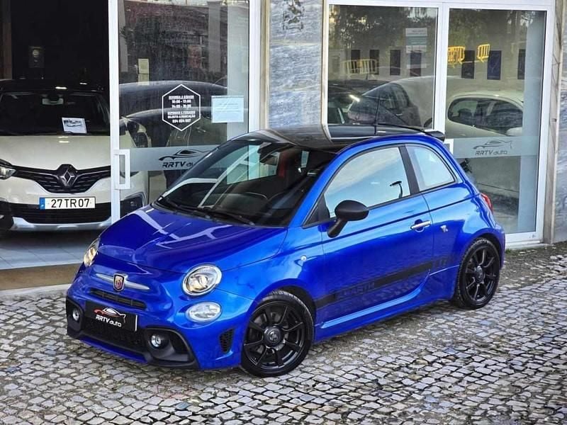 Usado Abarth 595 145 HP (106 kW) 2018 Azul