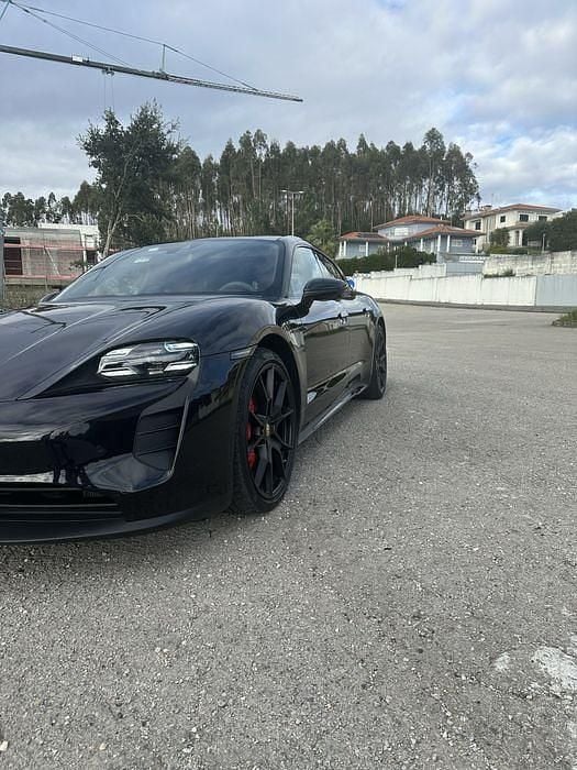 Usado Porsche Taycan 300 kW (408 HP) 2022