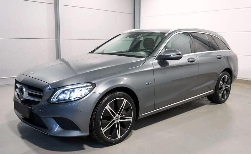 Cinza Usado 2020 Mercedes C300 Avantgarde Carrinha | € 22.990 (Caro) - Imagem 1/4