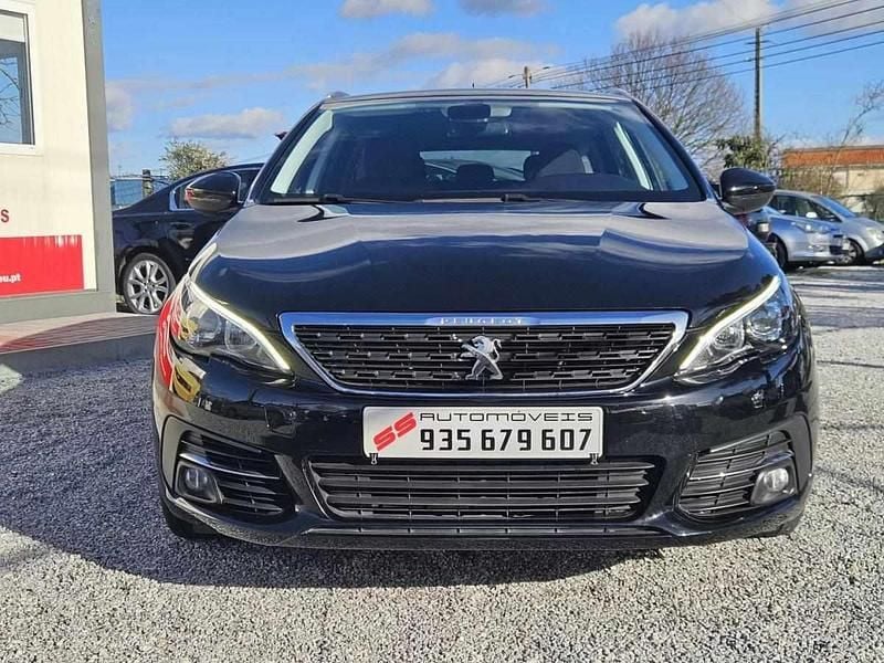 Usado Peugeot 308 SW Style 102 HP (75 kW) 2019 Preto Carrinha