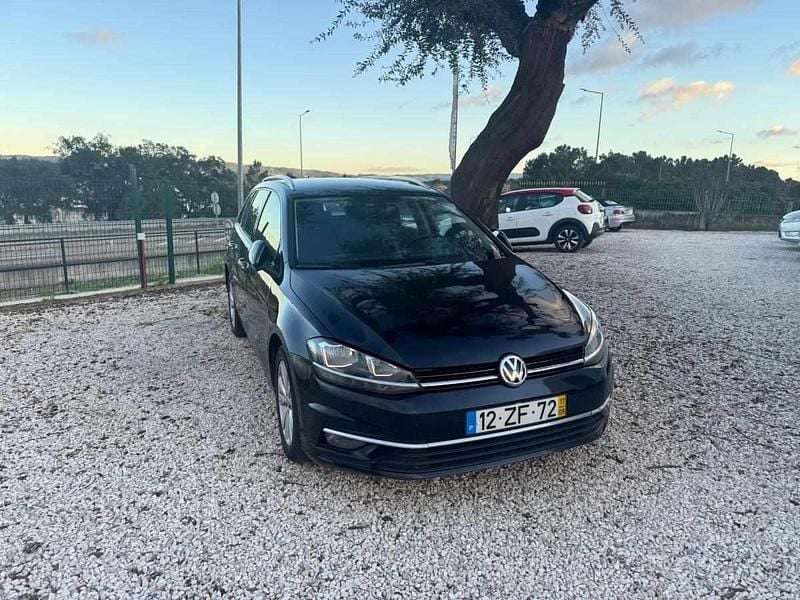 Usado VW Golf VII 116 HP (85 kW) 2017 Preto Carrinha